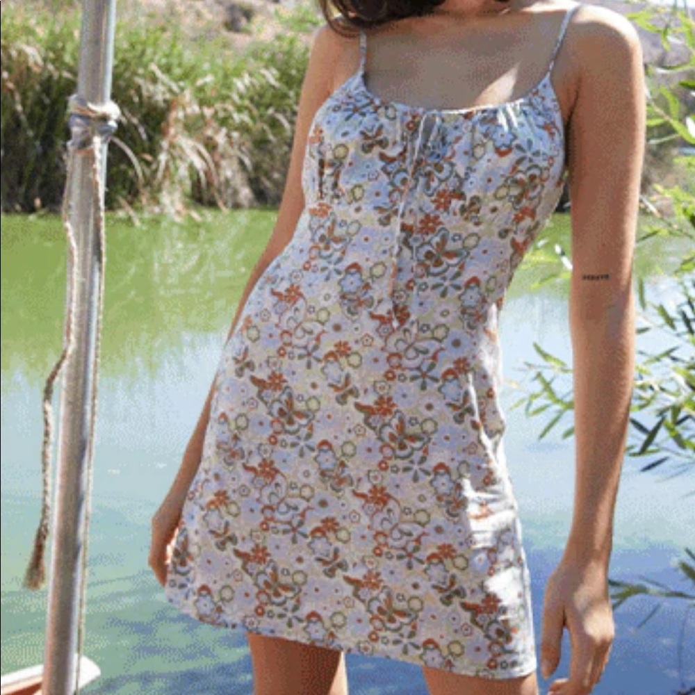 Keyhole dress